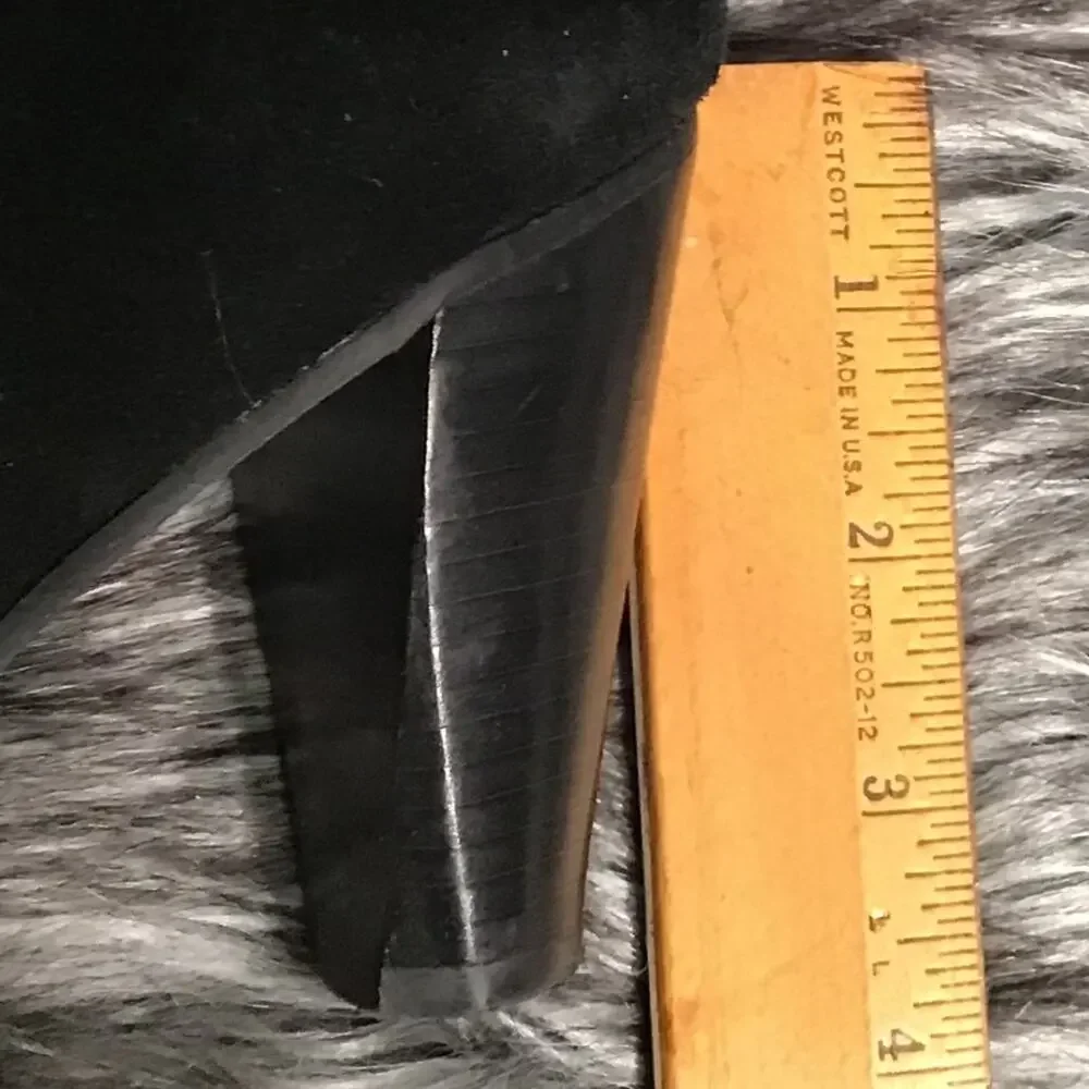 Isaac Mizrahi Black Suede Boots 7M - Picture 8 of 9